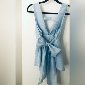 Peplum summer top with bow tie in back, side zip closure